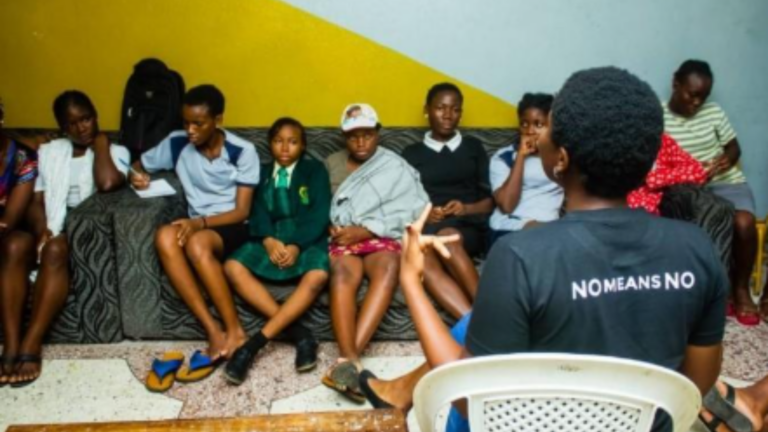 Green Gradient Modern Business Model Canvas Presentation (5)